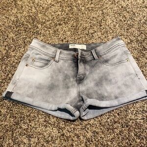 Cotton on stretchy Jean shorts